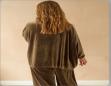 CHALK ERIN VELVET TOP